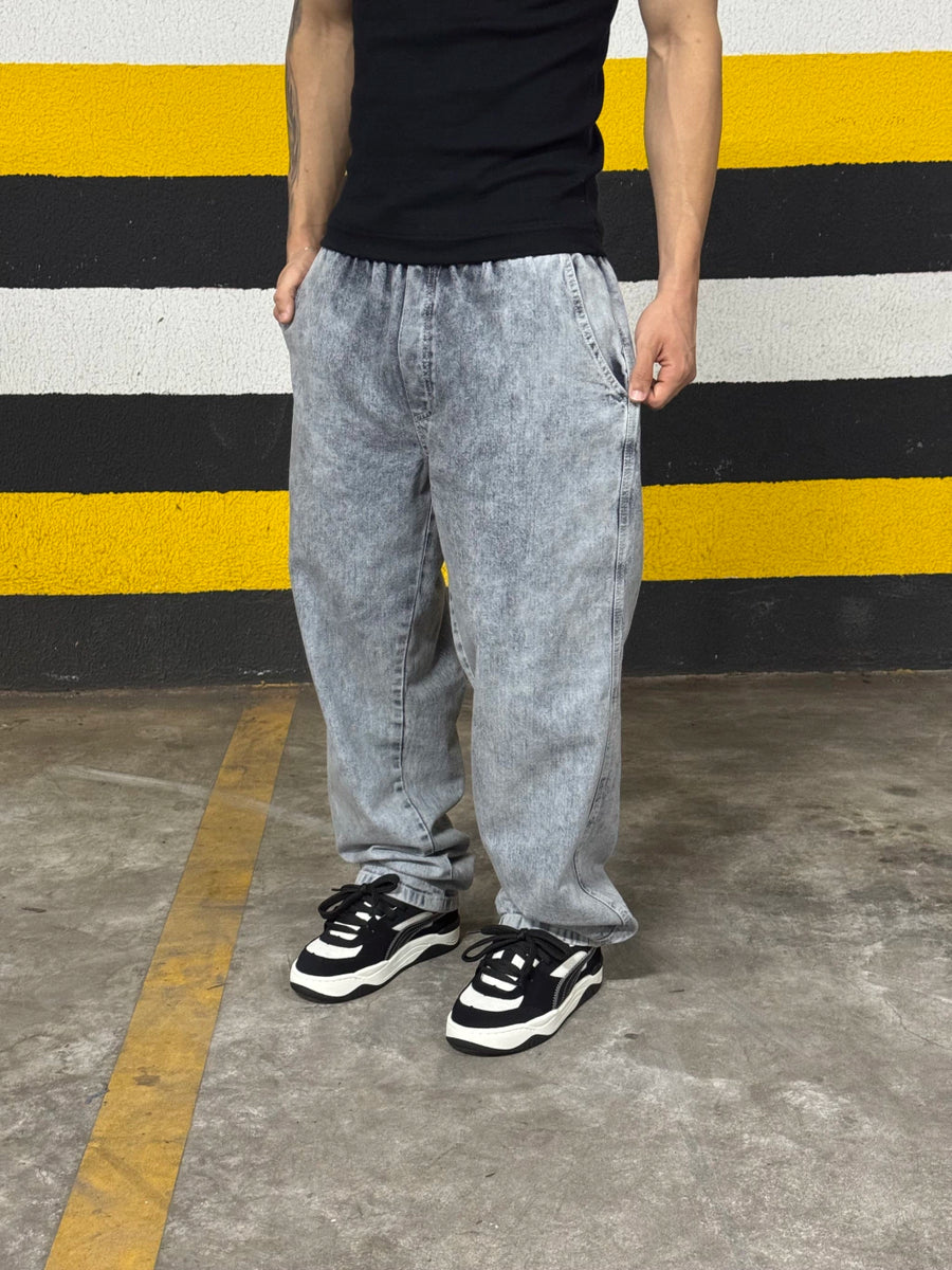 CALÇA BAGGY JEANS CINZA STONE BASIC