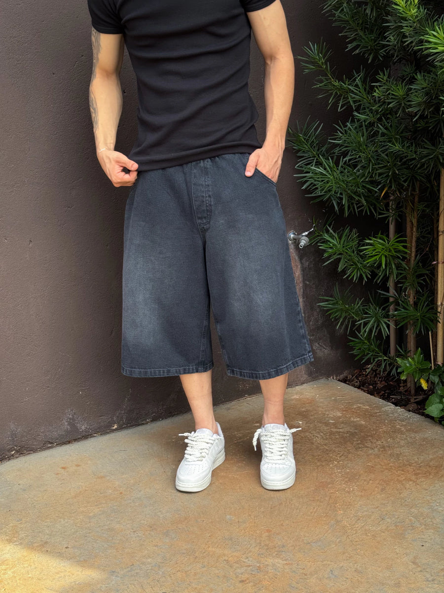 BERMUDA JORDS BLACK BASIC